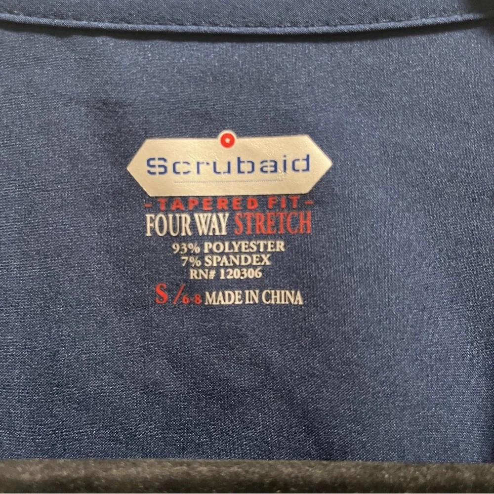 Scrub Set - Picture 10 of 10